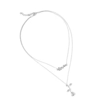 Load image into Gallery viewer, 3 Color Charm Female Lovely Plant Flower Vlavicle Chain Charm Romance Red Rose Pendant Necklace for Women Birthday Gift